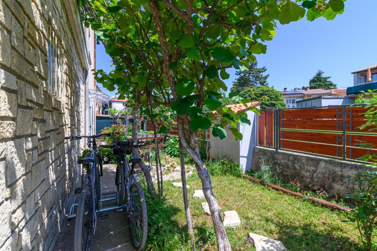 Apartments With A Parking Space Rovinj - 19088 Exterior photo